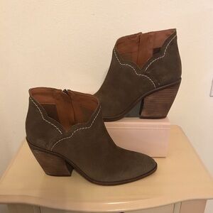 Lucky Brand leather Lakelyy bootie